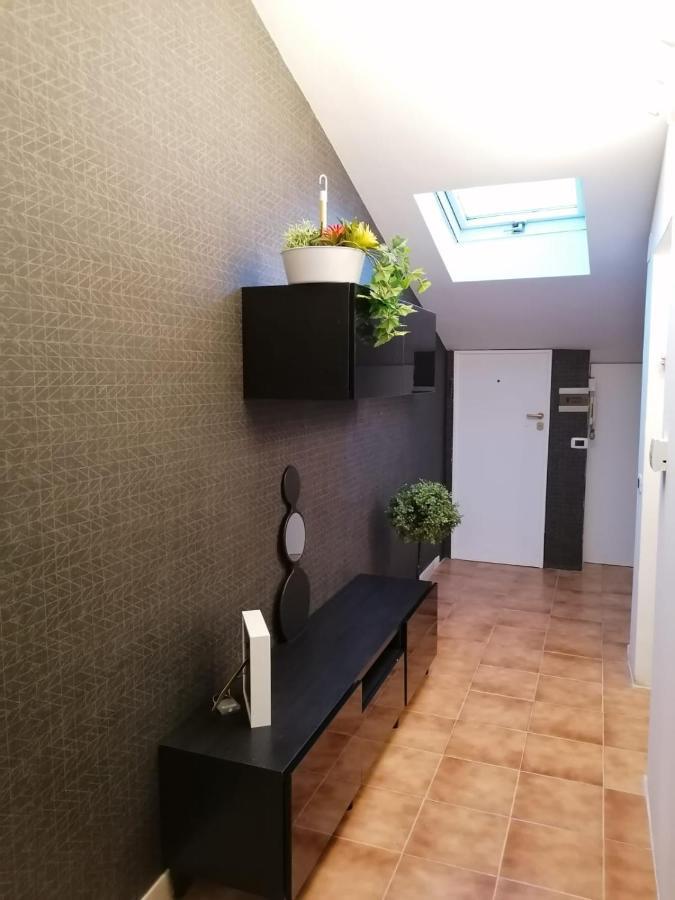 Bramante-12 Apartment เปสการา ภายนอก รูปภาพ